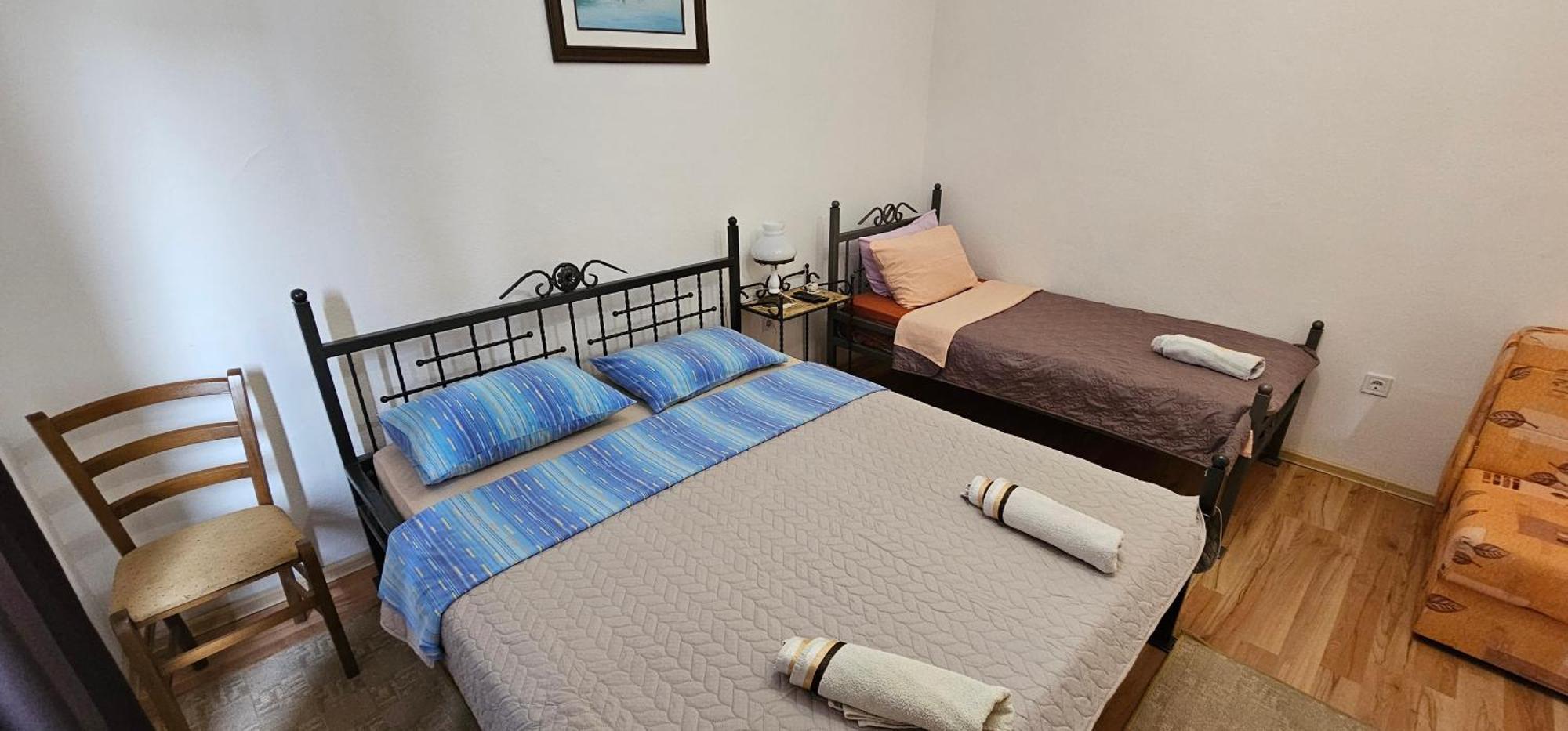 Apartments Simonovic Tivat Bagian luar foto